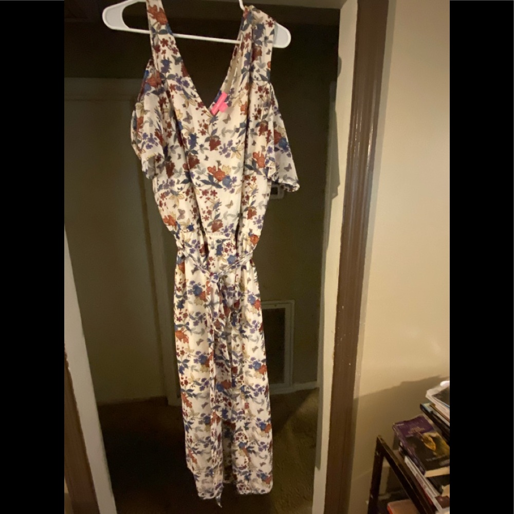 Floral maxi dress